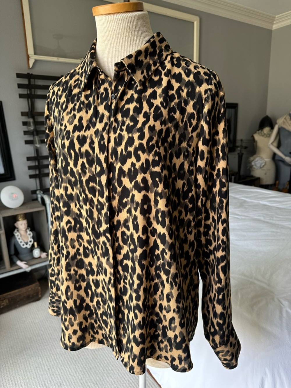Halogen Leopard Print Button-Up Blouse - Tan & Black, size large